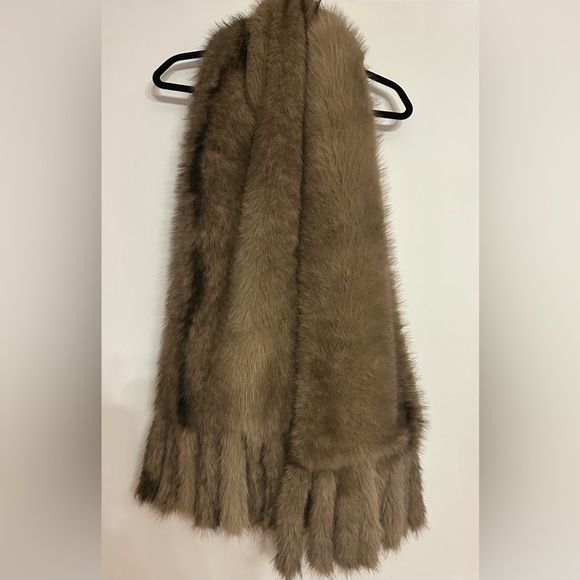 Zara Accessories - 🌹5 for $50🌹Luxury Tan Faux Fur Scarf - Elegant Women's Accessory